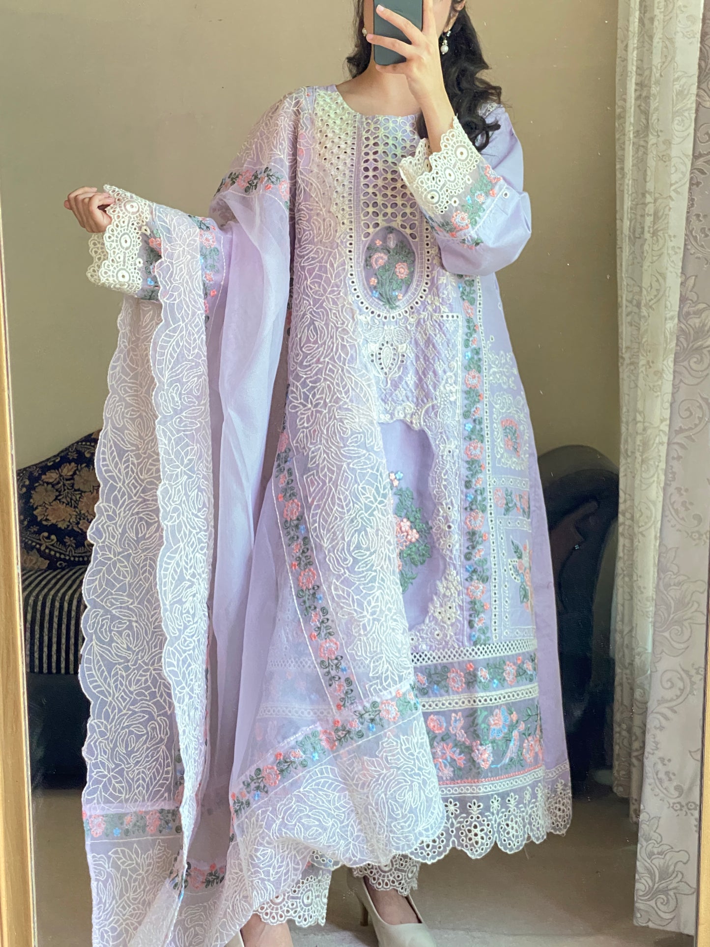 ARIT Luxury lawn