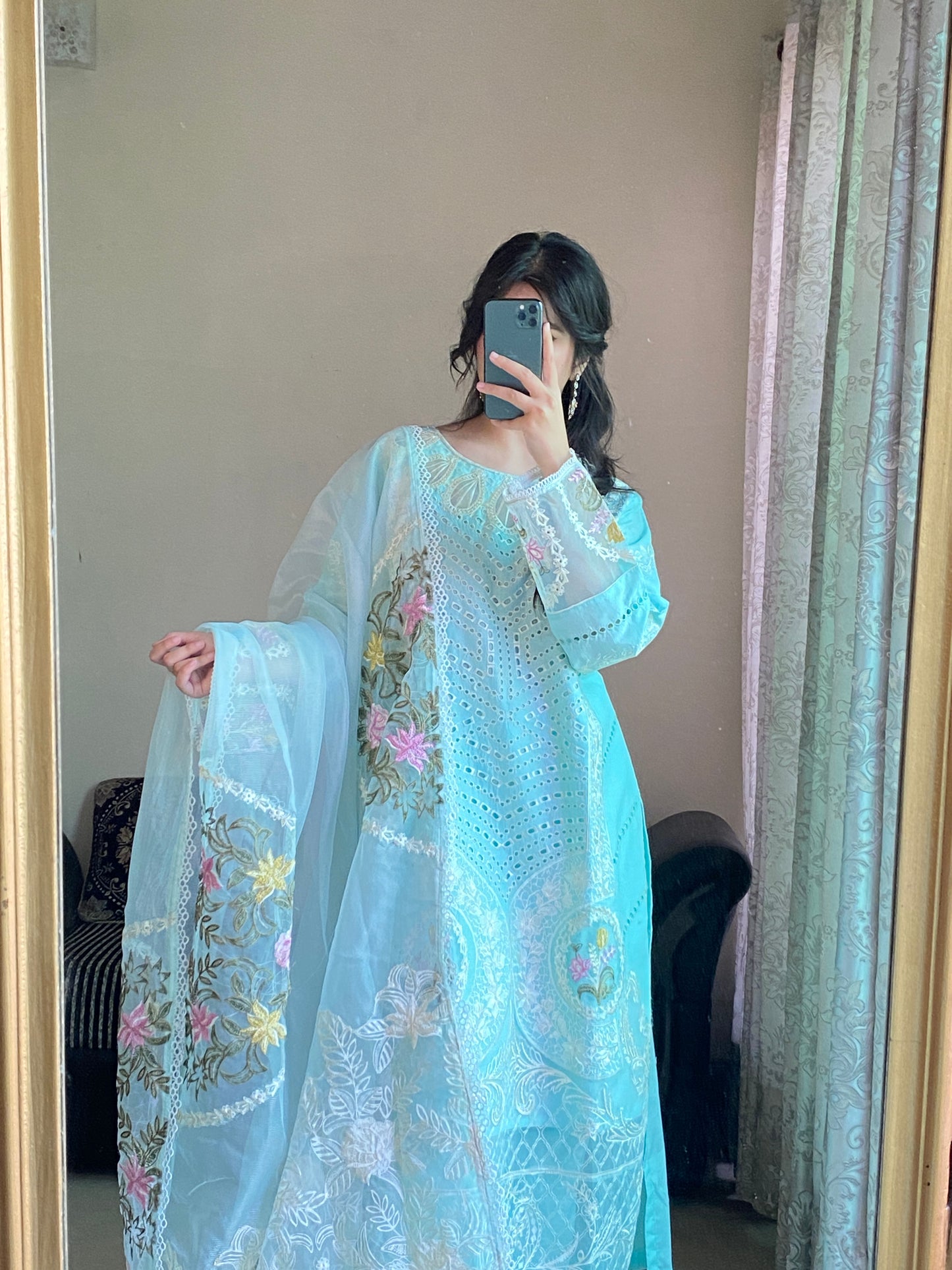 ARIT Luxury Lawn