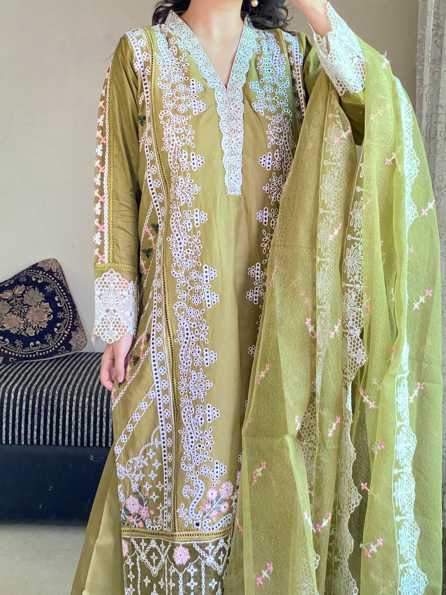 ARIT Luxury lawn