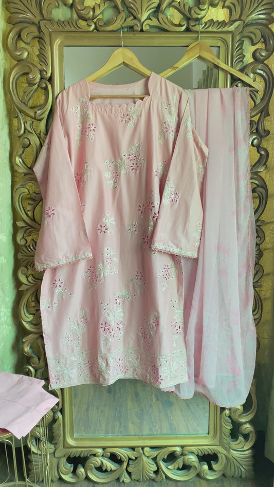 ARIT Luxury Lawn